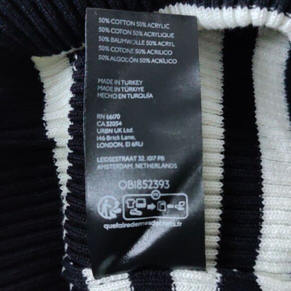 NWT $98 striped fitted Maeve Anthropologie top - Picture 8 of 9